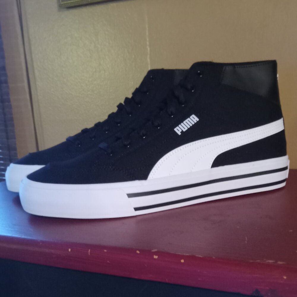 Puma Sneakers